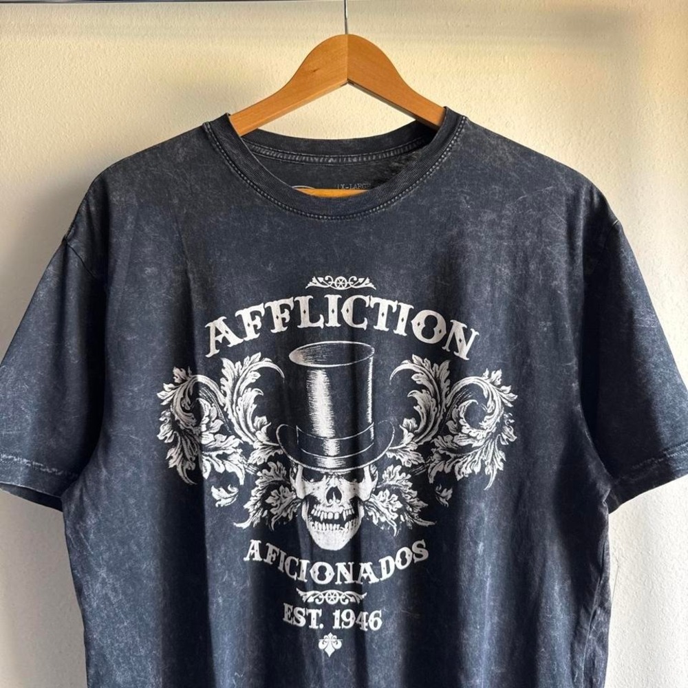 Affliction Aficionados 1946 Skull Top Hat Fleur de Lis Graphic Tee Sz XL